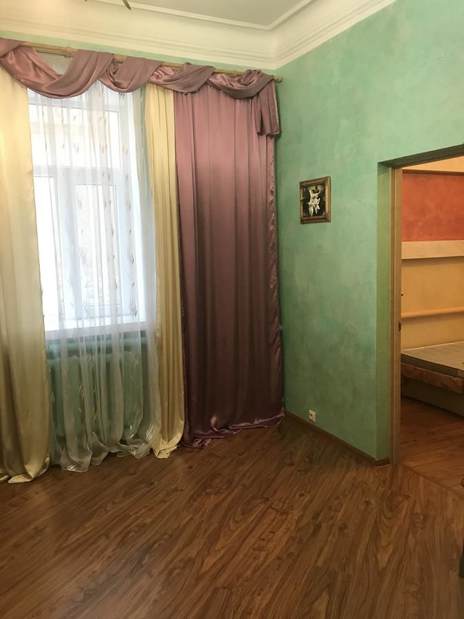 Апартаменты Уютная квартира в центре Старого города! Каменец-Подольский-9