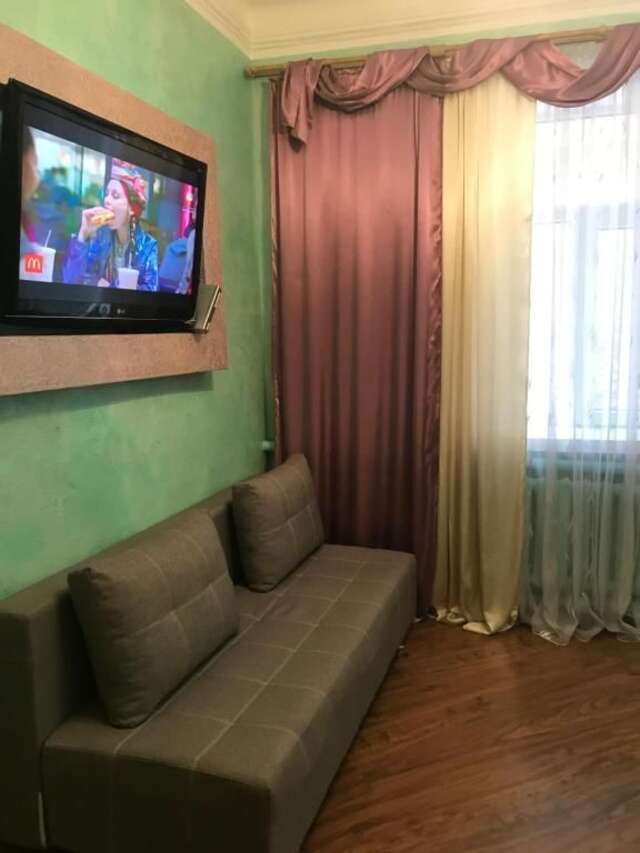 Апартаменты Уютная квартира в центре Старого города! Каменец-Подольский-23